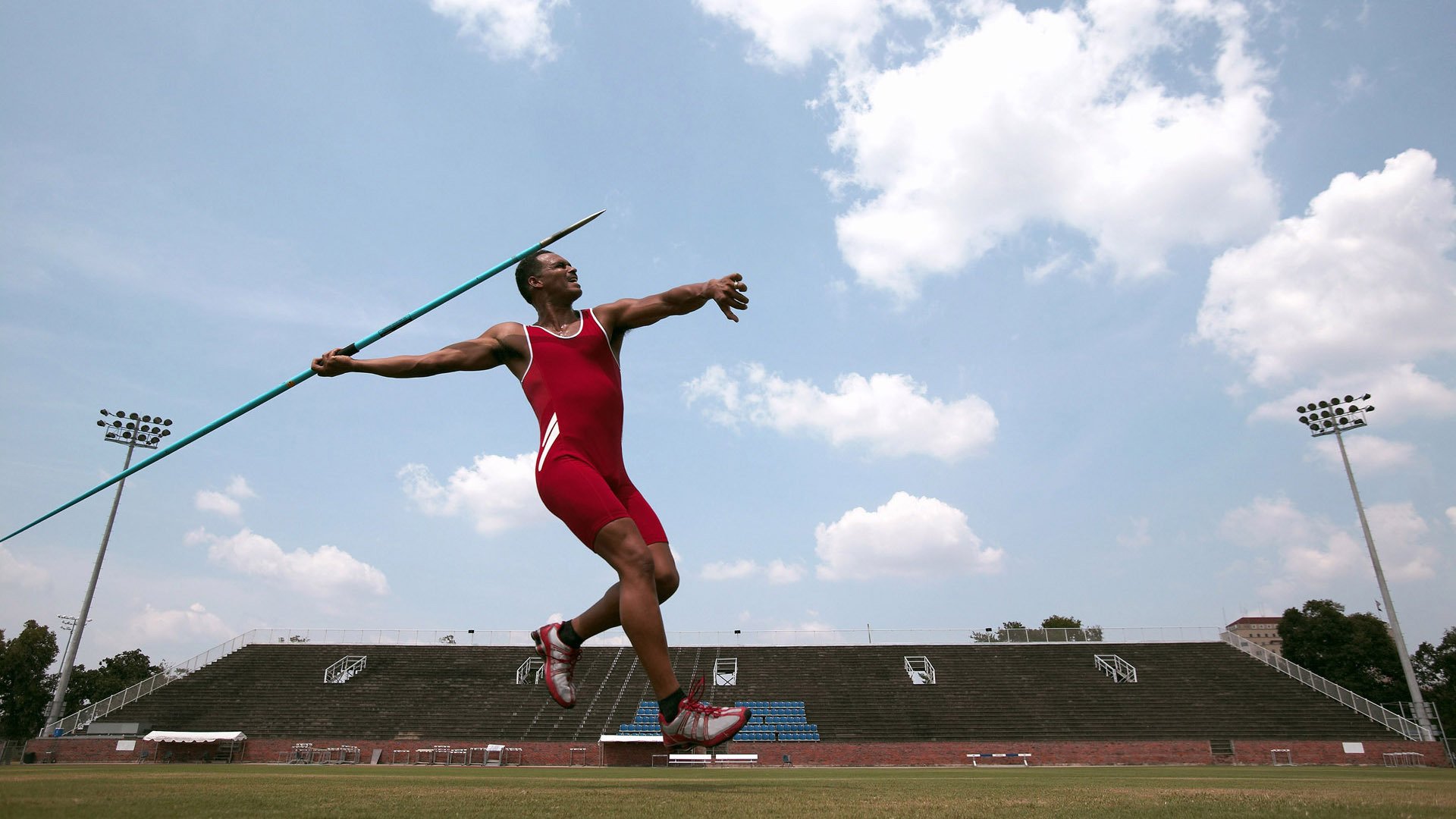乔·莫伊：作为全黑队前锋核心，他在比赛中的表现堪称一流，乔乔莫伊斯作品