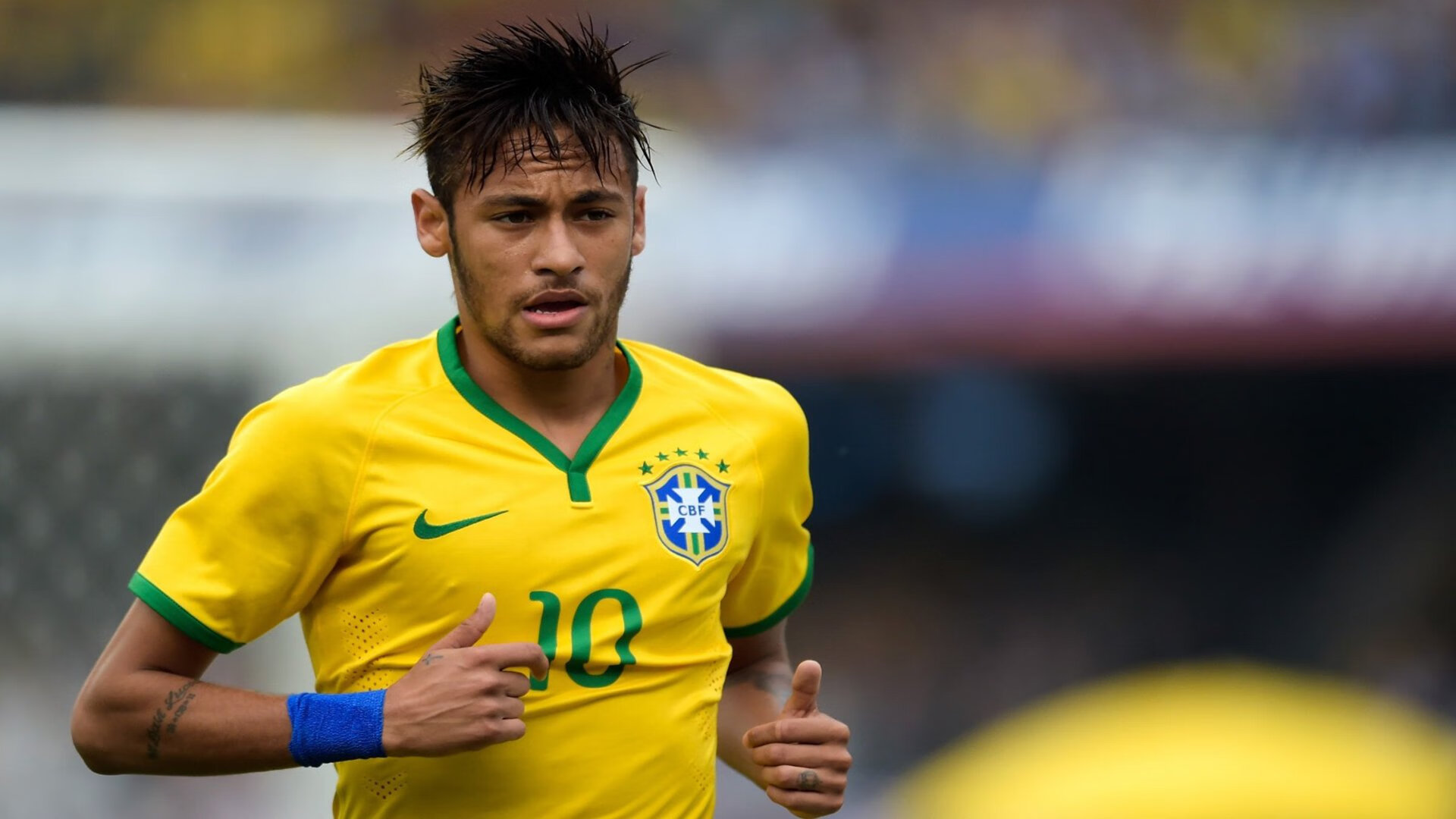 苏炳添技惊四座全场沸腾田径百米赛，苏炳添跑进百米决赛